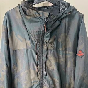 Superdry Storm Camo Windbreaker Jacket – Men’s L